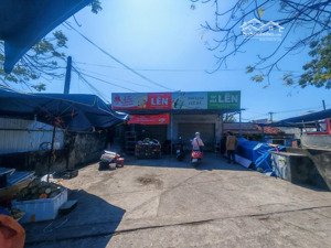 cho thuê cửa hàng, ki ốt 300m2 tại lạc long quân, điện dương, 15 triệu vnd giá ưu đãi