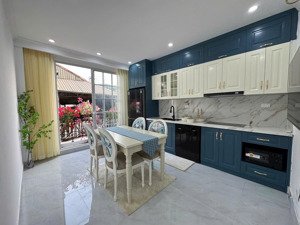 bán nhà 4 tầng ô tô đỗ cửa ở ngô gia tự, long biên, hà nội, diện tích 30m2, mt 3.88m2, giá 5.5 tỷ