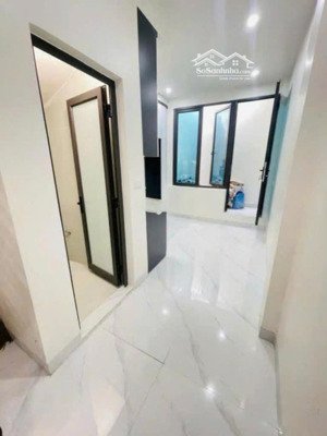 cho thuê nhà 4 tầng dt 40m2 tại 55 hạ đình