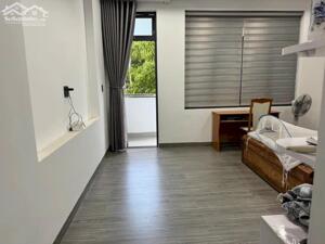 BÁN NHÀ 3 TẦNG ĐƯỜNG 10m5 VĂN TIẾN DŨNG, LỀ 12M, CÓ THANG MÁY, 10ty9 có TL, LH 0905634619