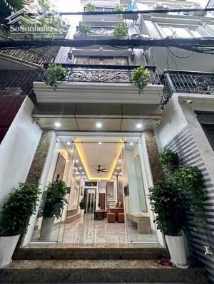 Nhà đẹp khâm thiên 6 tầng thang máy, full nội thất, gần ô tô, 45m2, 13 tỷ 800tr