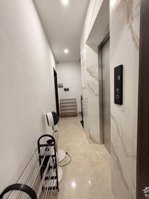 bán nhà riêng phố kim ngưu, hai bà trưng 45m2, 6 tầng thang máy, giá 13 tỷ. nhà đẹp ở ngay.