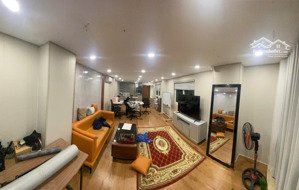 cho thuê sàn văn phòng phố mai hắc đế, dt 50m2, mt 5m, thang máy, ô tô đỗ cửa, giá 10tr