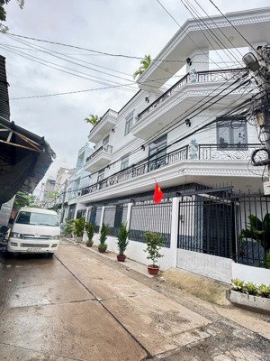 nhà 3 tầng hẻm xe tải 8m, 4.4 x 18m, 845 quốc lộ 1a bình tân, 6.39 tỷ