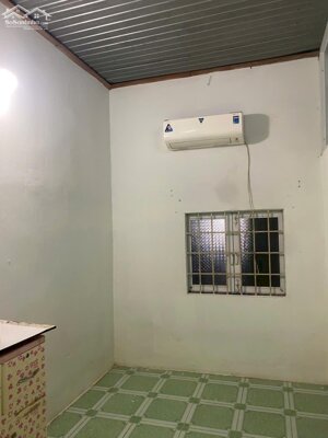 Cho thuê nhà nguyên căn - rộng rãi, thoáng mát, giá tốt.