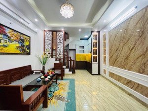 siêu phẩm nhà phố quan nhân, ngõ 3m thông, 2 mặt thoáng, tặng nội thất, 40m2, 5 tầng