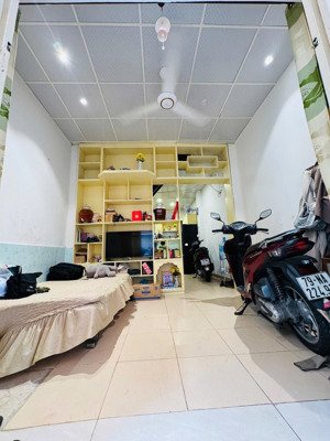 chia sẻ thật - hàng thơm - nhà gần sân bay - cạnh phú nhuận, tiện đi làm đi học quận trung tâm