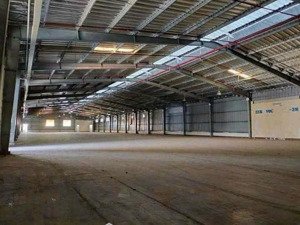 cho thuê 5600m xưởng tại tân uyên