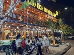 siêu phẩm.cho thuê nhà mặt phố nguyễn thị định.diện tích 150m2 x 2 tầng,mặt tiền 15m mọi mô hình