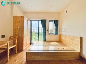 ban công view thiên nhiên- khu đậu oto trước nhà được-an ninh yên tĩnh