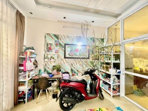 hot nhà đẹp- giá tốt bán nhà 5 tầng full nội thất về ở ngay tại quận hoàng mai ,tp hà nội