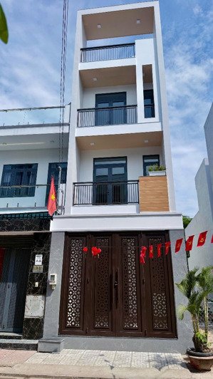 cần bán nhà 1t2l, 4pn 3wc, ngang 4m khu dân cư đồng bộ