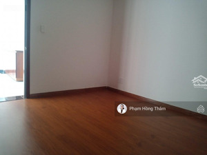 bán căn hộ giai việt 82m2, 2pn, 2wc, nội thất cơ bản, có sổ hồng, giá 4.5 tỷ. lh - thắm