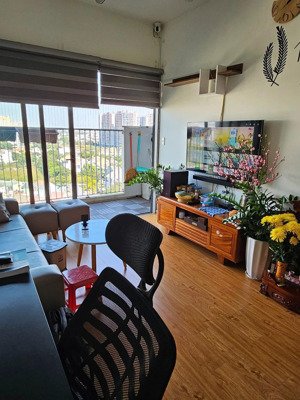 cần bán gấp căn hộ hausneo 2pn 2wc tầng đẹp giá 4,150 tỷ lh: nhung