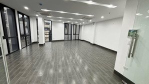 cho thuê văn phòng mới xây ở 570 kim giang hoàng mai diện tích 60m giá thuê 9,8 triệu lh:0977306046