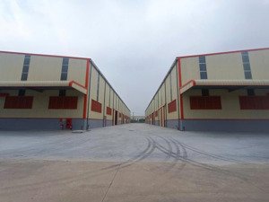 ct kho mặt đường đại lộ thăng long, dt 1200m2 ngay nhà máy thuốc lá thăng long, điện 3fa, xe công