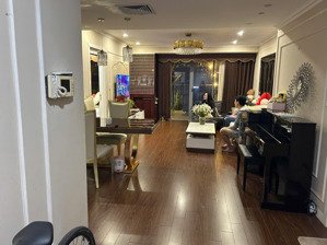 gia đình cần bán căn hộ sky city tower (88 láng hạ), 112m², 2 ngủ, tòa a