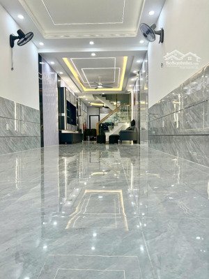 bán nhà mặt phố tỉnh lộ 10, 3.5 x 25m, 2 tấm, nhà đẹp, hiện đại