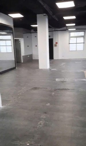 cho thuê văn phòng tại hoàng cầu sàn 220m2, giá 45tr đã có phí dịch vụ, vuông vắn