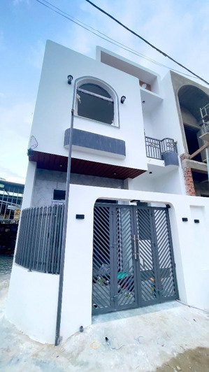 bán căn nhà xã diên khánh sau lưng uỷ ban diên toàn cũ giá rẻ chỉ 2tỷ150