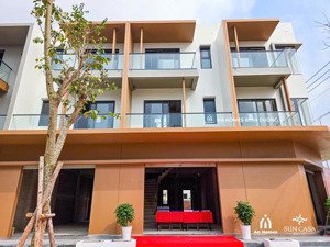 nhà phố suncasa square ngay trung tâm vsip iia 3tầng/100m2 chỉ 3tỷ550 tiến độ ngưng 20tháng