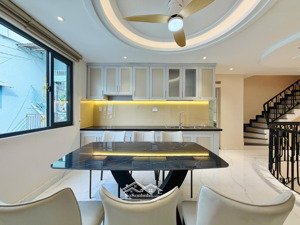 siêu hiếm mt khu thăng long, p4, tân bình. dt; 4.5x16m. 6 lầu. thang máy. giá; 17 tỷ