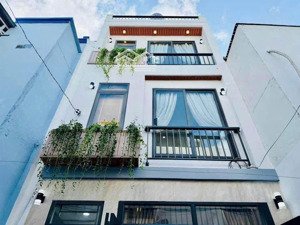 duy nhất nhà hẻm 2 tỷ 300 -xe hơi đậu cửa 2pn đường phạm văn chiêu p9 gò vấp-tặng nt như hình , shr