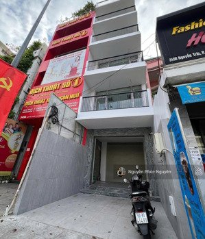 cho thuê nhà mt nguyễn trãi, p.nguyễn cư trinh, q1, dt 4x30m, trệt 6 lầu, tm, pccc, giá 260 triệu