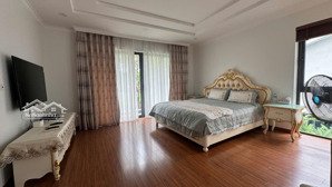 cho thuê biệt thự song lập ecopark 3 tầng 189m full nội thất cao cấp giá 40tr/tháng