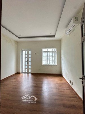 luỹ bán bích - 60m2 - 4 tầng kiên cố - đường 10mcho thuê 15tr/tháng lô góc không lộ giới