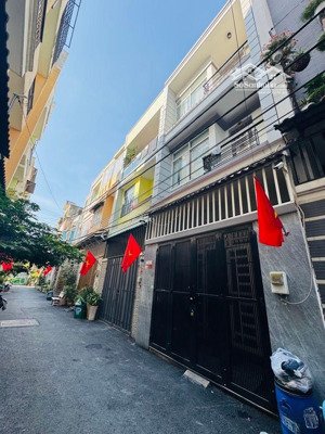 không gian ấm cúng, đủ cho gia đình thiết kế tối ưu, phòng nào cũng sáng thoáng trung tâm thủ đức