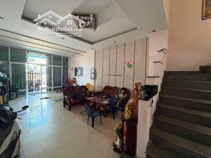 bán nhà 3 tầng mặt tiền đường bàu trảng 4 , thanh khê , view hồ , công viên, dt 5x20m