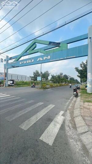 Nền góc 2 mặt tiền đường A7 và A5 Khu Dân Cư Phú An