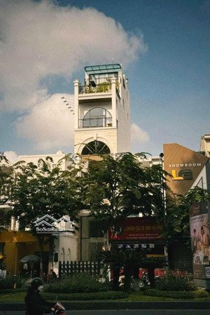 bán toà nhà mặt tiền đường trường sơn, ngay sân bay, siêu vị trí, giá cực tốt!