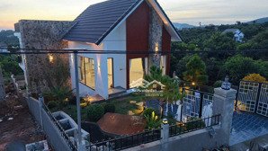 bán căn nhà nghỉ dưỡng ven đà lạt view cao thoáng đẹp thiết kế trang trọng phù hợp nghỉ dưỡng