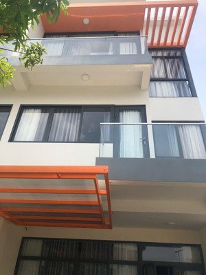 căn gốc 2mt cho thuê ở lâu dài full nội thất mới