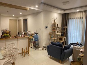 kẹt vốn làm ăn cần bán gấp căn 3pn - 83m2, 3pn - 2wc, tầng 2, view đông nam giá chỉ 7,3 tỷ bao hết