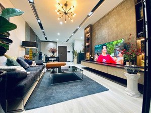 bán căn hộ 3pn siêu rộng tại lê văn thiêm , giá 116tr/m