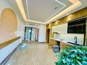 10.65 tỷ 40m x 7 tầng thang máy full nội thất phố ngọc thụy hàng hiếm ngọc thụy