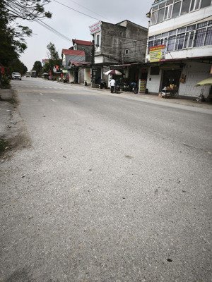 150m2 đông cốc ô tô 7 chỗ thông gần ngã tư dâu hàng xóm hồng hạc phú mỹ hưng 3.9tỷ