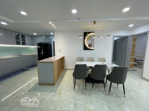 giá tốt nhất cần bán gấp căn hộ view gofl khu căn hộ scenic valley 1_ phú mỹ hưng. ô xe hầm