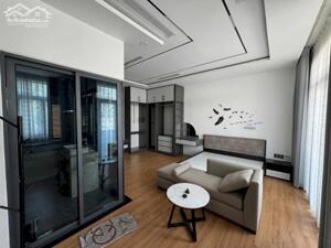 Cho thuê nhà trệt 3 lầu trục chính khu dân cư nam long, nhiều nội thất