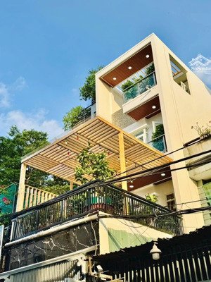 ngộp ra gấp căn vip quang trung, hẻm 10m, ô tô ngủ trong nhà, vị trí đắc địa ngay phường 8 gò vấp