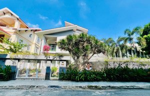 hàng hot hiếm! biệt thự ngay mặt tiền trần lựu - 10x22m - hầm 3 tầng - hđt: 135 tr/th - giá: 45 tỷ