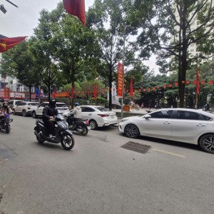 bán nhà văn phú hà đông phân lô ôtô tránh vỉa hè rộng thuận tiện vừa ở vừa làm văn phòng kinh doanh