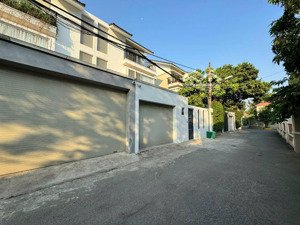 bán biệt thự ngay trần não - q2 siêu rẻ, nhà siêu đẹp, khu compound!