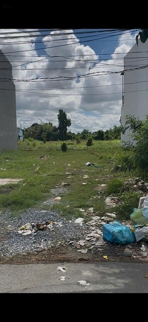 chính chủ gửi bán 158m2 full thổ shr pháp lí chuẩn tiện ich đầy đủ .chốt giá 650tr