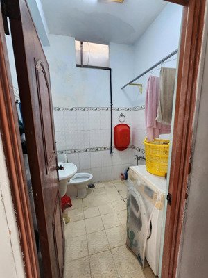 cho thuê căn hộ tầng 3 80m2 2pn rộng rãi giờ giấc tự do không gian sống lý tưởng