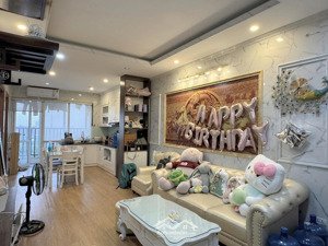 bán căn góc to 2pn2vs 66m2 tầng trung phenikaa hoà lạc. nội thất đẹp, chủ ở giữ gìn. sổ lâu dài