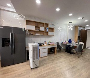 bán căn hộ 2pn, 2wc chung cư green river quận 8, giá 3 tỷ 4. dt: 71m2